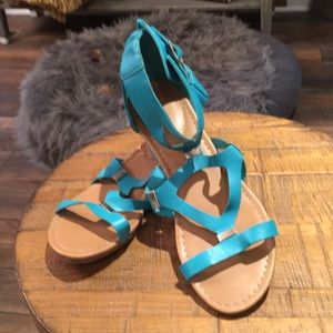 Breckelle’s Gladiator Sandals 7